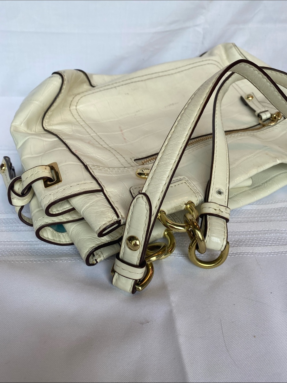 Coach Cream Croc-Embossed Patent Leather Shoulder Bag Satchel Gold Hardware - Picture 5 of 9